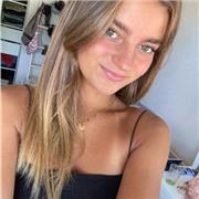 Étudiante en BTS souhaitant aider des élèves en difficulté